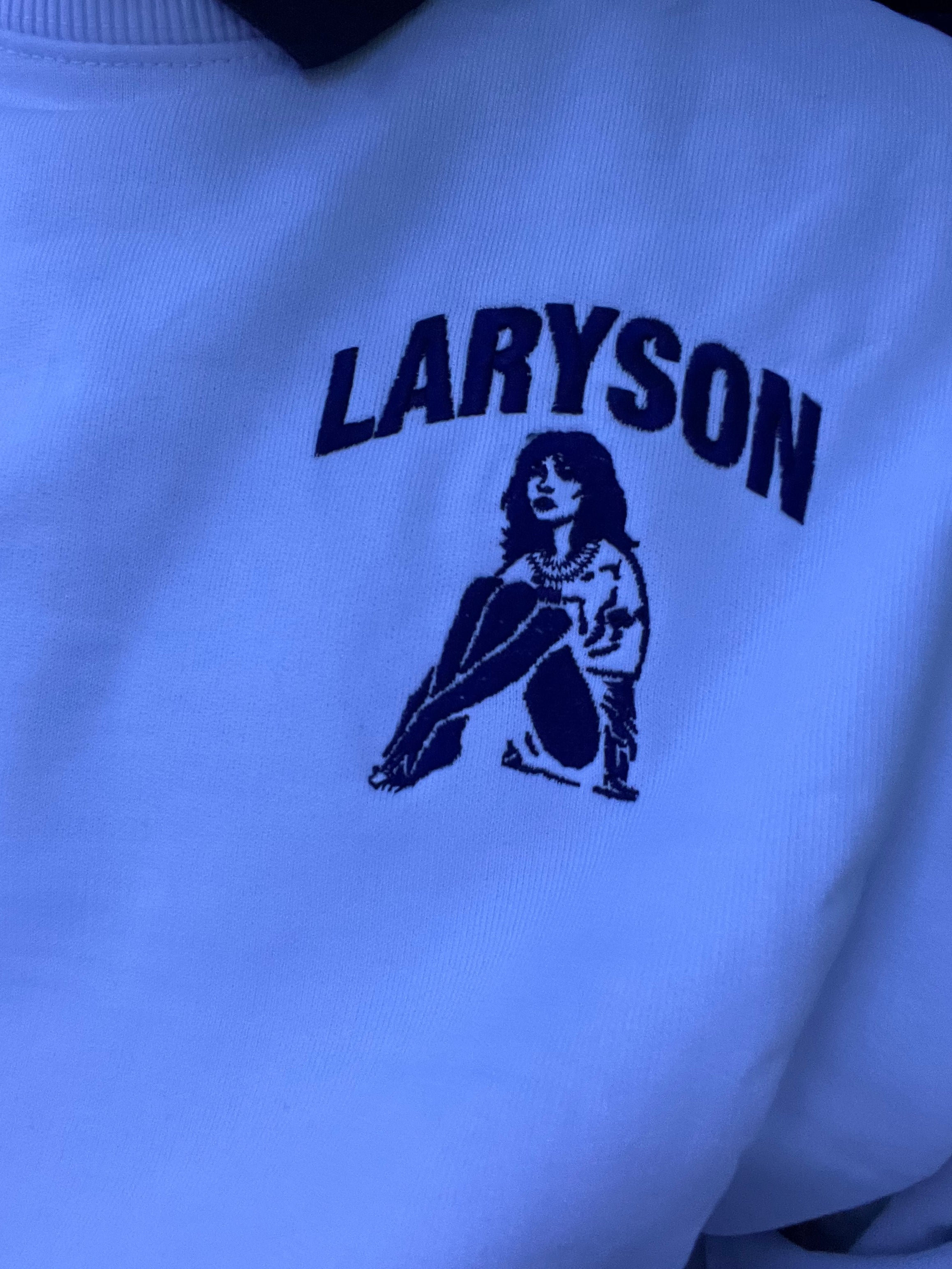 Laryson – Cloud Oversized Sweater (White) Unisex